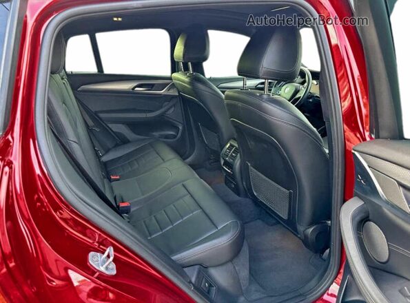 5UXUJ3C50KLG52904 2019 BMW X4 Red Вид салону спереду