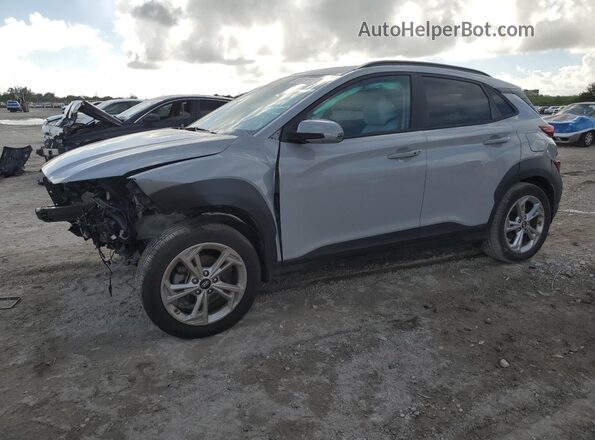 KM8K62AB5NU870437 2022 HYUNDAI KONA Серебряный Задняя левая четверть