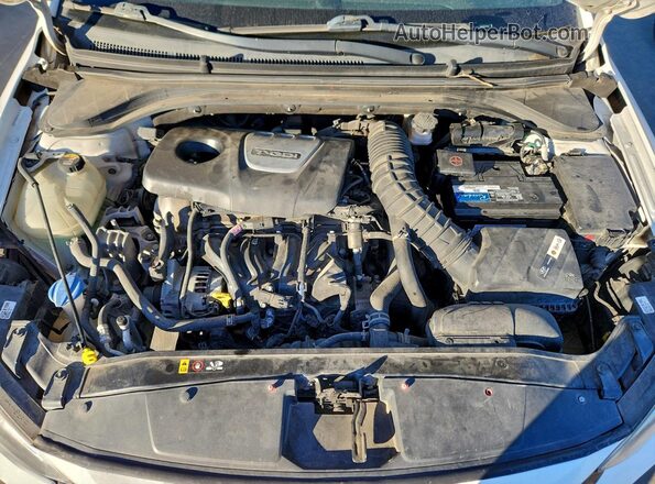 KMHD04LB4HU322792 2017 HYUNDAI ELANTRA White Engine compartment view