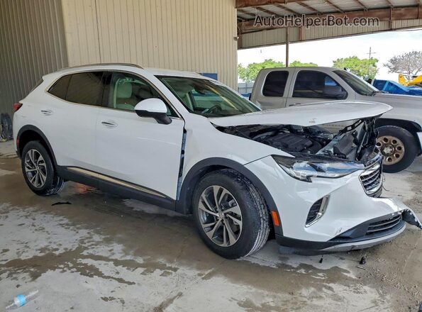 LRBFZNR41ND053260 2022 BUICK ENVISION Белый Вид спереди