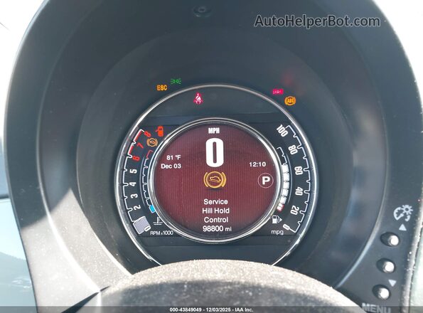 3C3CFFKR7HT700045 2017 FIAT 500 Зеленый Вид задних сидений
