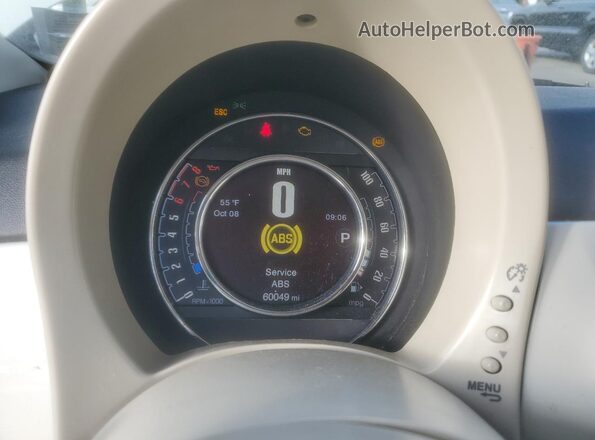 3C3CFFKR9HT661944 2017 FIAT 500 White Widok zestawu wskaźników