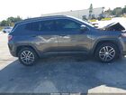 2017 Jeep New Compass Latitude Fwd Gray vin: 3C4NJCBB1HT642874