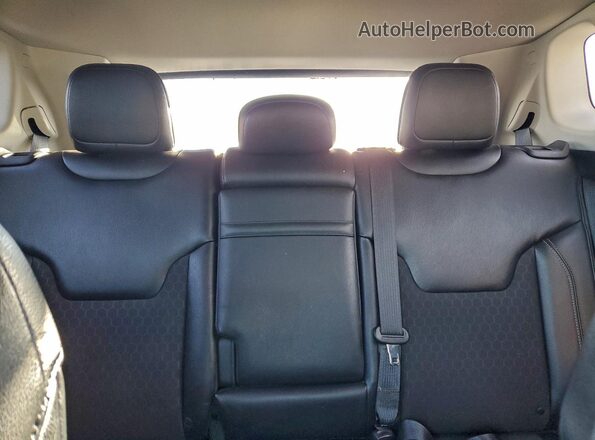 3C4NJCBB6HT643096 2017 JEEP COMPASS Черный Вид задних сидений