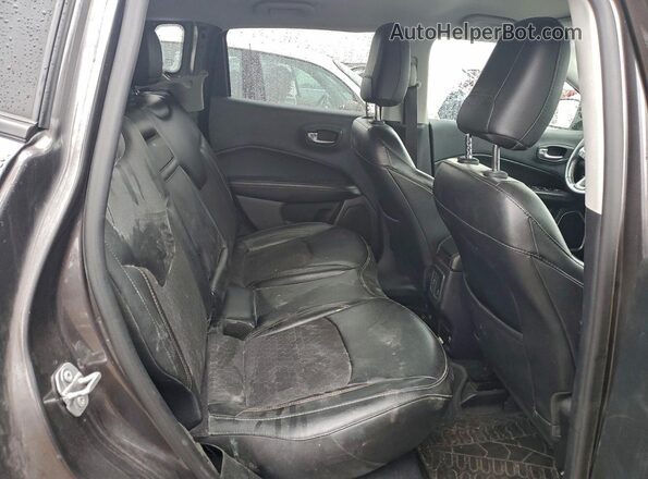 3C4NJDBB5KT599282 2019 JEEP COMPASS Gray Vista de los asientos traseros