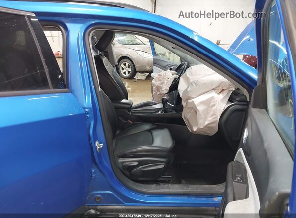3C4NJDBB7NT173002 2022 JEEP COMPASS Blue Vista interior delantera