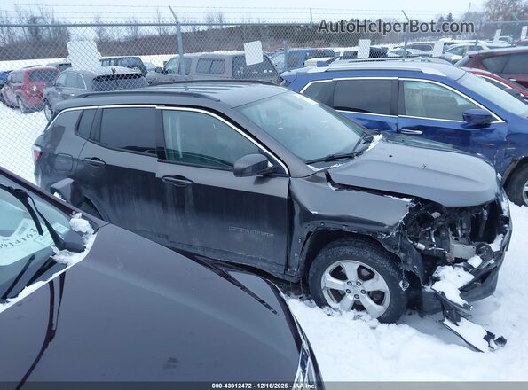 3C4NJDBB8HT692385 2017 JEEP NEW COMPASS Gray Widok wnętrza z tyłu