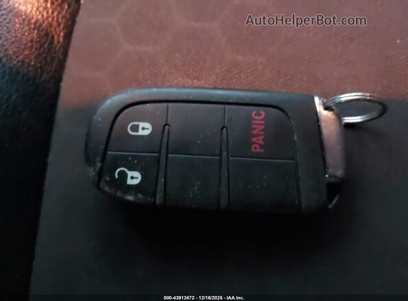 3C4NJDBB8HT692385 2017 JEEP NEW COMPASS Gray Widok deski rozdzielczej