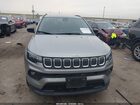 2022 Jeep Compass Latitude 4x4 Silver vin: 3C4NJDBB9NT136484