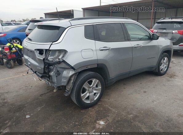 3C4NJDBB9NT136484 2022 JEEP COMPASS Silver Tył prawy