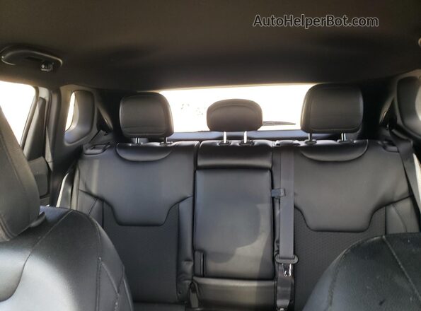 3C4NJDBN3RT605181 2024 JEEP COMPASS Белый Вид задних сидений