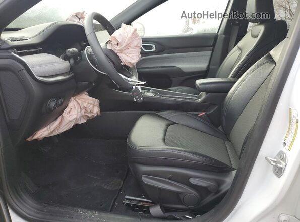 3C4NJDBN3RT605181 2024 JEEP COMPASS Белый Вид салона спереди