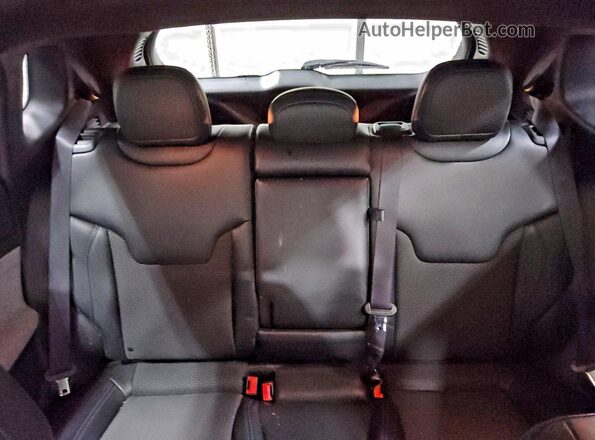 3C4NJDBN7RT119201 2024 JEEP COMPASS Белый Вид задних сидений
