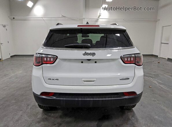 3C4NJDBN7RT119201 2024 JEEP COMPASS Белый Вид сзади
