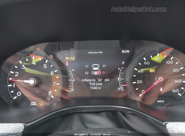 3C4NJDBN7ST579903 2025 JEEP COMPASS Красный Вид задних сидений