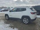 2023 Jeep Compass Latitude Белый vin: 3C4NJDBNXPT518973