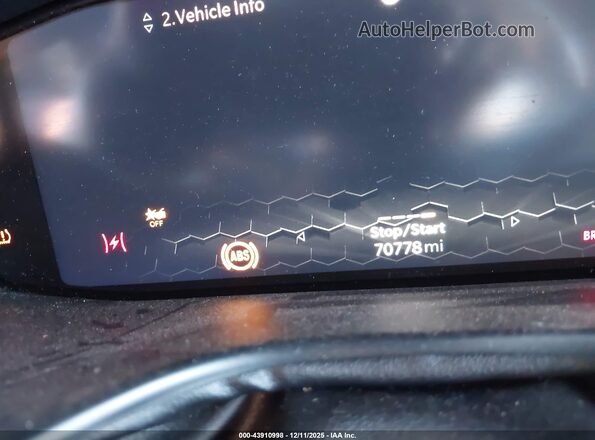 3C4NJDCB8NT159673 2022 JEEP COMPASS White Widok tylnych siedzeń