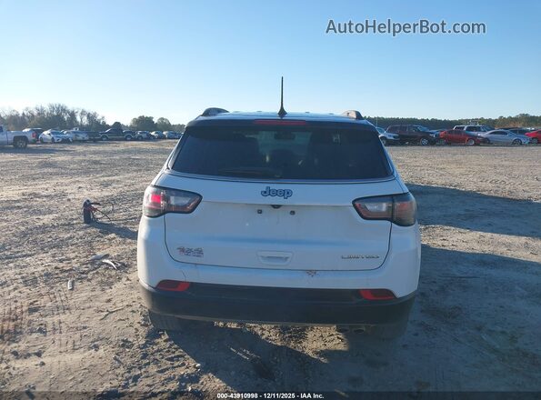 3C4NJDCB8NT159673 2022 JEEP COMPASS White 