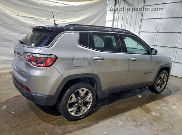 3C4NJDCB9HT636096 2017 JEEP COMPASS Silver Tył prawy