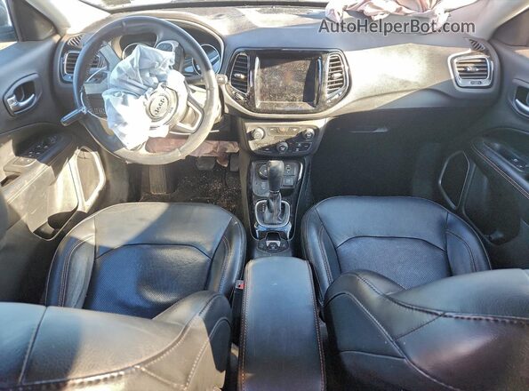 3C4NJDCB9LT106770 2020 JEEP COMPASS Серый Вид панели приборов