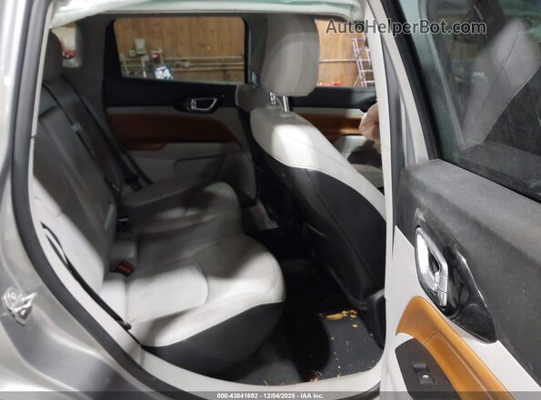 3C4NJDCB9NT161996 2022 JEEP COMPASS Gray Widok naklejki z numerem VIN