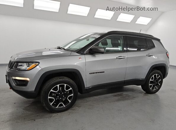 3C4NJDDBXLT195358 2020 JEEP COMPASS Серый Передняя левая четверть