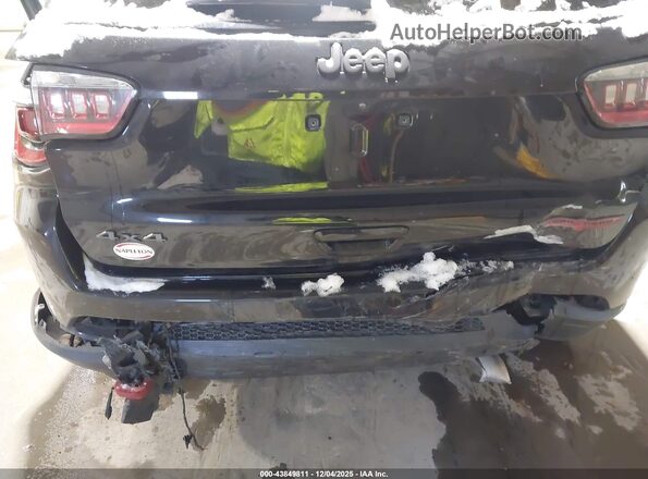 3C4NJDDN3PT512722 2023 JEEP COMPASS Черный Вид спереди