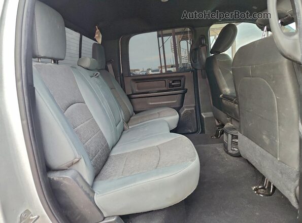 3C63RRGL3MG549563 2021 RAM 3500 White Vista interior trasera
