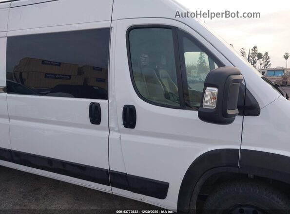 3C6LRVDG7ME532552 2021 RAM PROMASTER 2500 Blue Widok z przodu