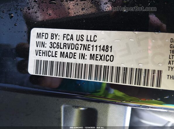3C6LRVDG7NE111481 2022 RAM PROMASTER 2500 Black Vista del compartimento del motor