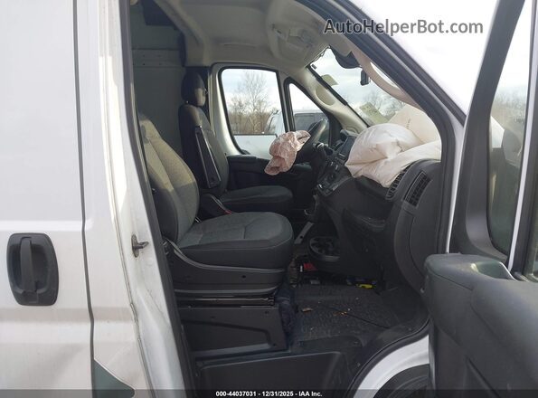 3C6LRVDG7SE521497 2025 RAM PROMASTER 2500 Белый Вид салона спереди