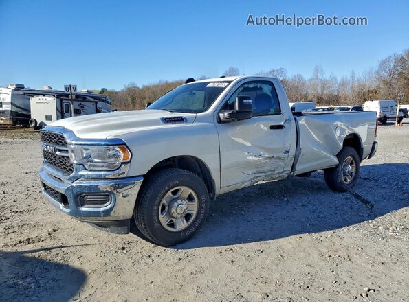 3C6MR4AJ1RG285152 2024 RAM 2500 Белый Передняя левая четверть