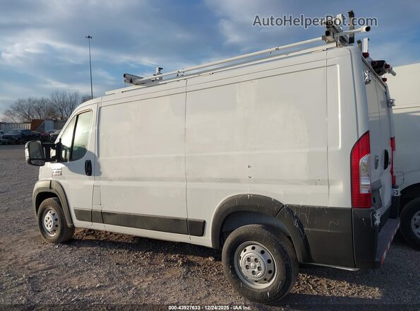 3C6TRVAG0LE145909 2020 RAM PROMASTER 1500 Белый Вид задней части салона