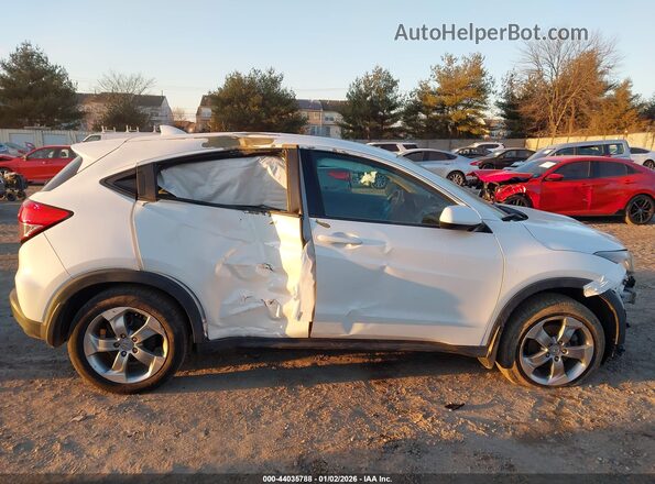 3CZRU6H37HM729709 2017 HONDA HR-V Белый Вид задней части салона