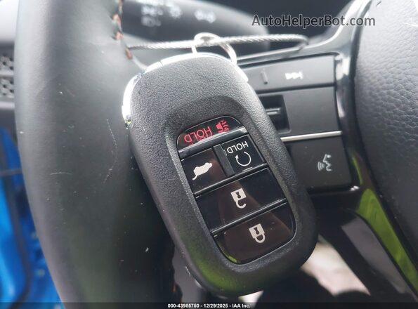 3CZRZ1H52TM711245 2026 HONDA HR-V Синий Вид панели приборов