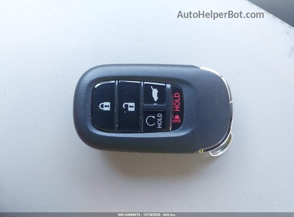 3CZRZ1H73RM740876 2024 HONDA HR-V Серый Вид панели приборов