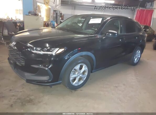 3CZRZ2H36PM742749 2023 HONDA HR-V Черный Передняя левая четверть
