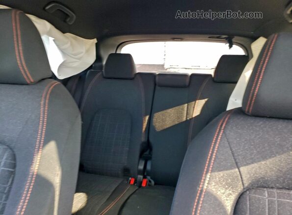 3CZRZ2H54PM733372 2023 HONDA HR-V Gray Widok tylnych siedzeń