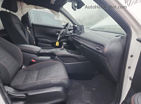 3CZRZ2H55SM782086 2025 HONDA HR-V Белый Вид салона спереди