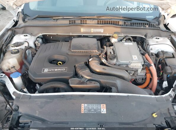 3FA6P0LU2JR209140 2018 FORD FUSION HYBRID White უკანა ხედი