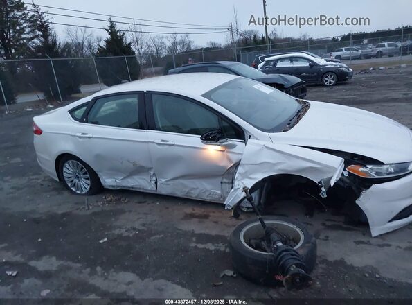 3FA6P0LU3GR338304 2016 FORD FUSION HYBRID Белый Вид задней части салона