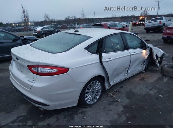 3FA6P0LU3GR338304 2016 FORD FUSION HYBRID Белый Задняя правая четверть
