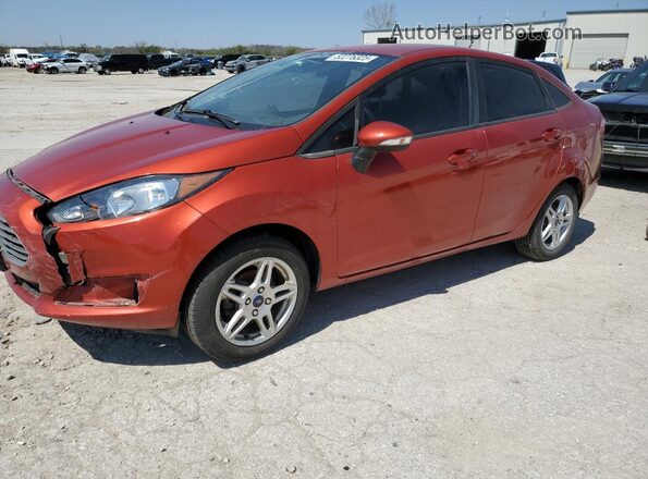 3FADP4BJ3JM142339 2018 FORD FIESTA Красный Передняя левая четверть