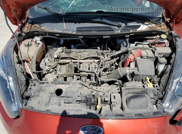 3FADP4BJ3JM142339 2018 FORD FIESTA Красный Вид задней части салона