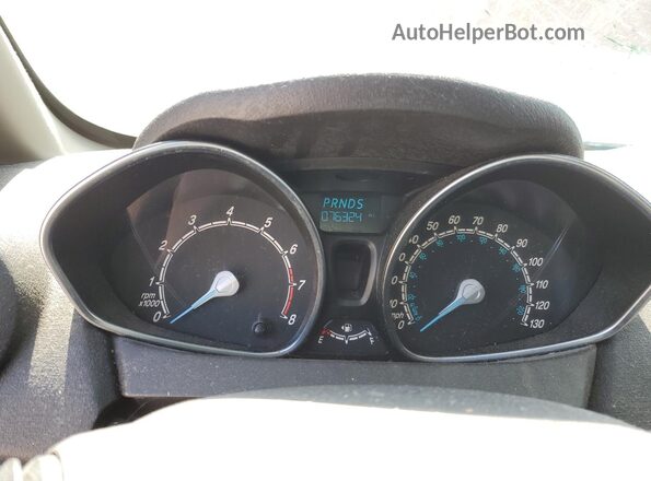 3FADP4BJ3JM142339 2018 FORD FIESTA Красный Вид щитка приборов