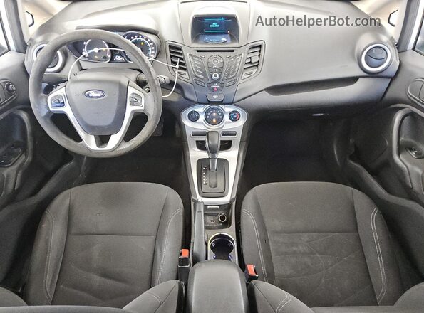 3FADP4BJ6HM129059 2017 FORD FIESTA Gray წინა პანელის ხედი