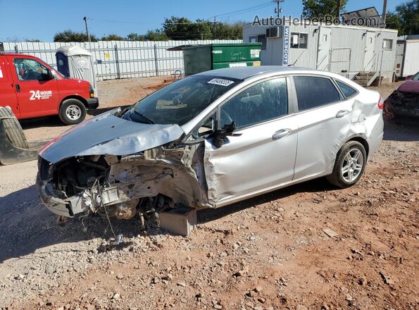 3FADP4BJ9HM109839 2017 FORD FIESTA Silver Передня ліва чверть