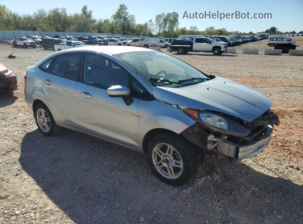 3FADP4BJ9HM109839 2017 FORD FIESTA Silver Передня права чверть