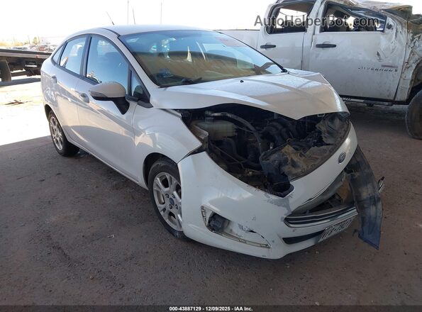 3FADP4BJXGM105880 2016 FORD FIESTA White Przód prawy