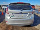 2018 Ford Fiesta Se Серебряный vin: 3FADP4EJ0JM128023